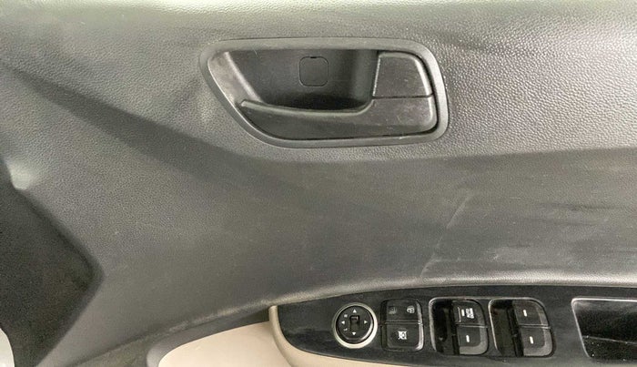 2018 Hyundai Grand i10 MAGNA 1.2 KAPPA VTVT, Petrol, Manual, 18,656 km, Driver Side Door Panels Control