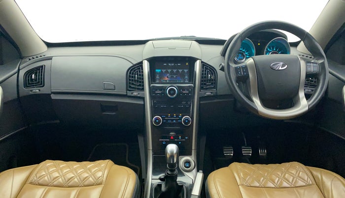 2020 Mahindra XUV500 W11(O), Diesel, Manual, 57,596 km, Dashboard