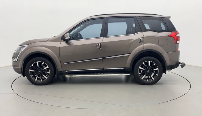 2020 Mahindra XUV500 W11(O), Diesel, Manual, 57,596 km, Left Side