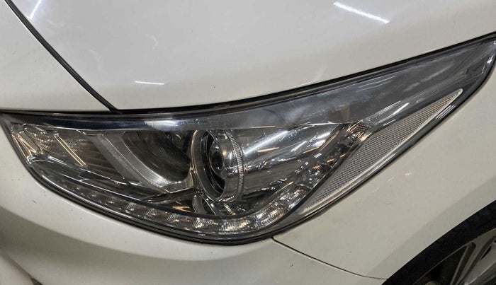 2019 Hyundai Verna 1.6 CRDI SX, Diesel, Manual, 56,891 km, Left headlight - Minor scratches