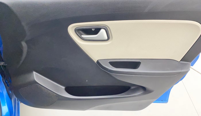 2019 Maruti Alto VXI, Petrol, Manual, 18,806 km, Driver Side Door Panels Control