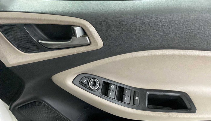 2016 Hyundai Elite i20 SPORTZ 1.2, Petrol, Manual, 58,415 km, Driver Side Door Panels Control