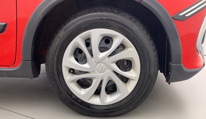 2022 Maruti Celerio VXI CNG, CNG, Manual, 10,200 km, Right Front Wheel