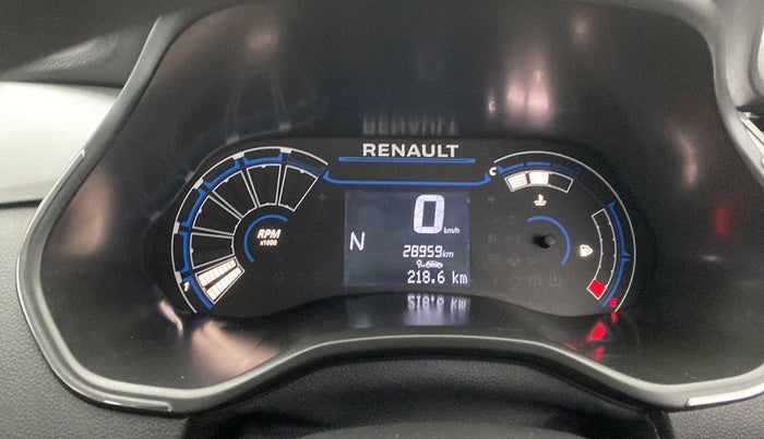2020 Renault TRIBER RXZ AMT, Petrol, Automatic, 28,981 km, Odometer Image