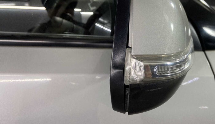 2017 Hyundai Creta SX PLUS AT 1.6 PETROL, Petrol, Automatic, 32,186 km, Right rear-view mirror - Indicator light has minor damage