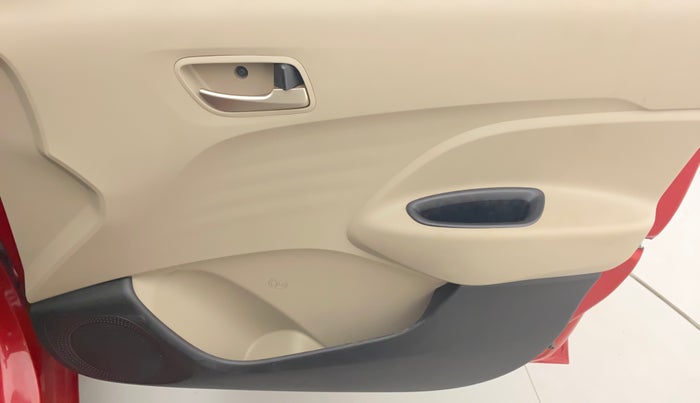 2021 Hyundai NEW SANTRO SPORTZ AMT, Petrol, Automatic, 28,716 km, Driver Side Door Panels Control