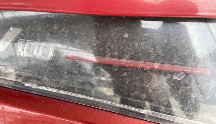2017 Mahindra Kuv100 K8 6 STR, Petrol, Manual, 40,847 km, Left headlight - Minor damage