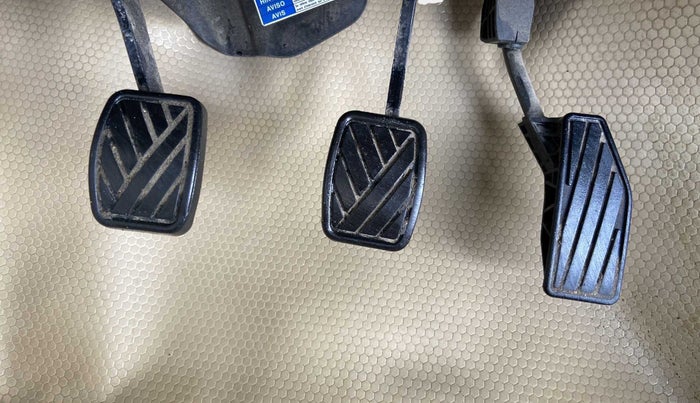 2017 Maruti Dzire VXI, Petrol, Manual, 29,753 km, Pedals
