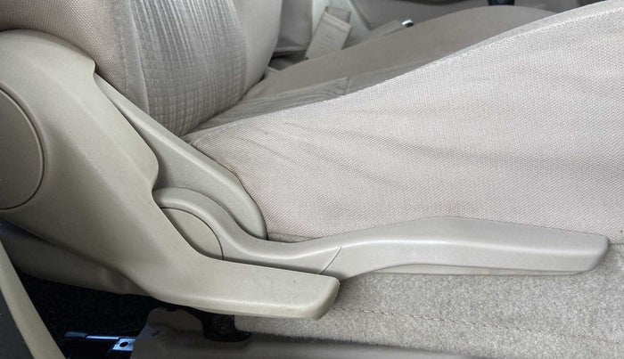 2017 Maruti Dzire VXI, Petrol, Manual, 29,753 km, Driver Side Adjustment Panel
