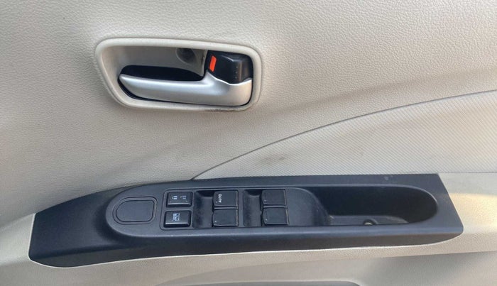 2018 Maruti Celerio VXI (O) CNG, CNG, Manual, 57,098 km, Driver Side Door Panels Control