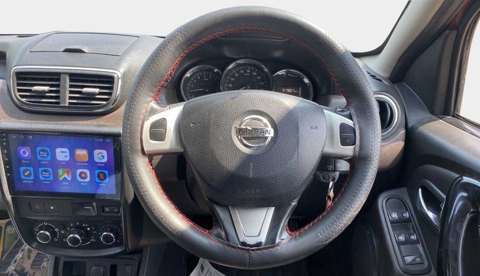 2017 Nissan Terrano XV D PREMIUM AMT, Diesel, Automatic, 97,904 km, Steering Wheel Close Up