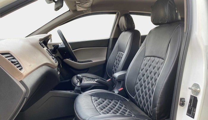 2019 Hyundai Elite i20 SPORTZ PLUS 1.4 CRDI, Diesel, Manual, 61,905 km, Right Side Front Door Cabin