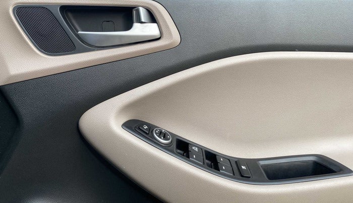 2019 Hyundai Elite i20 SPORTZ PLUS 1.4 CRDI, Diesel, Manual, 61,905 km, Driver Side Door Panels Control