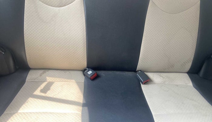 2018 Hyundai NEW SANTRO SPORTZ AMT, Petrol, Automatic, 16,989 km, Second-row left seat - Cover slightly stained