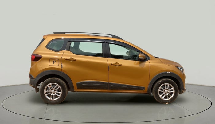 2019 Renault TRIBER RXT, Petrol, Manual, 30,542 km, Right Side View