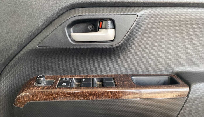 2020 Maruti New Wagon-R VXI 1.0, Petrol, Manual, 11,719 km, Driver Side Door Panels Control