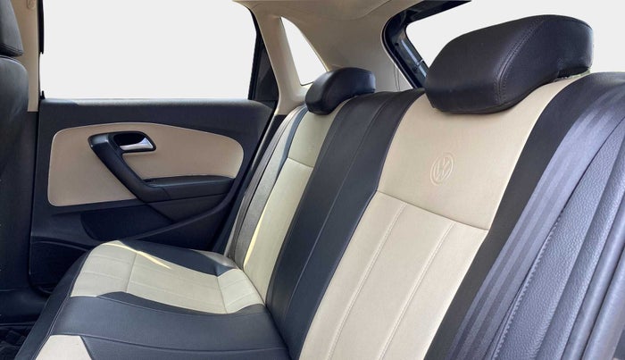2016 Volkswagen Polo HIGHLINE1.2L, Petrol, Manual, 47,376 km, Right Side Rear Door Cabin