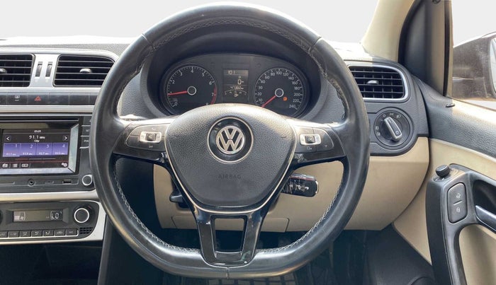 2016 Volkswagen Polo HIGHLINE1.2L, Petrol, Manual, 47,376 km, Steering Wheel Close Up