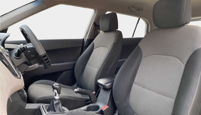 2017 Hyundai Creta SX PLUS 1.6 PETROL, Petrol, Manual, 68,428 km, Right Side Front Door Cabin