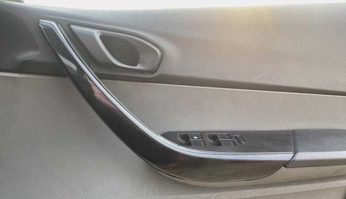 2018 Tata TIGOR XM PETROL, Petrol, Manual, 70,806 km, Driver Side Door Panels Control