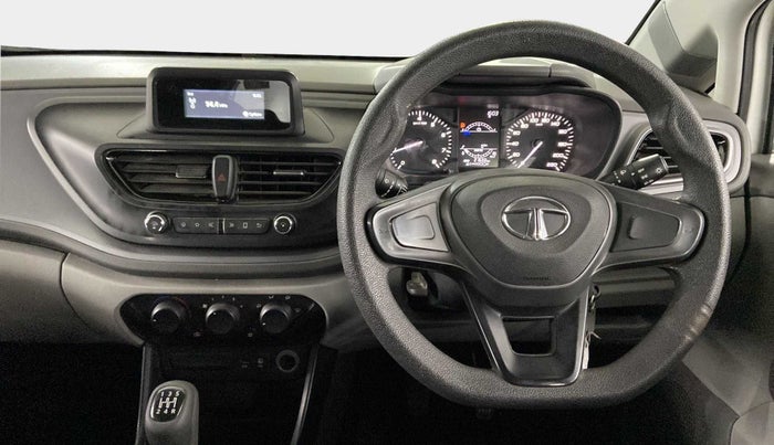 2020 Tata ALTROZ XM PETROL, Petrol, Manual, 21,907 km, Steering Wheel Close Up
