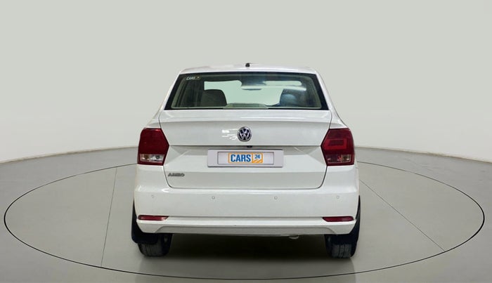 2017 Volkswagen Ameo HIGHLINE1.2L PLUS 16 ALLOY, Petrol, Manual, 66,460 km, Back/Rear