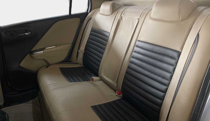 2014 Honda City 1.5L I-DTEC V, Diesel, Manual, 86,968 km, Right Side Rear Door Cabin