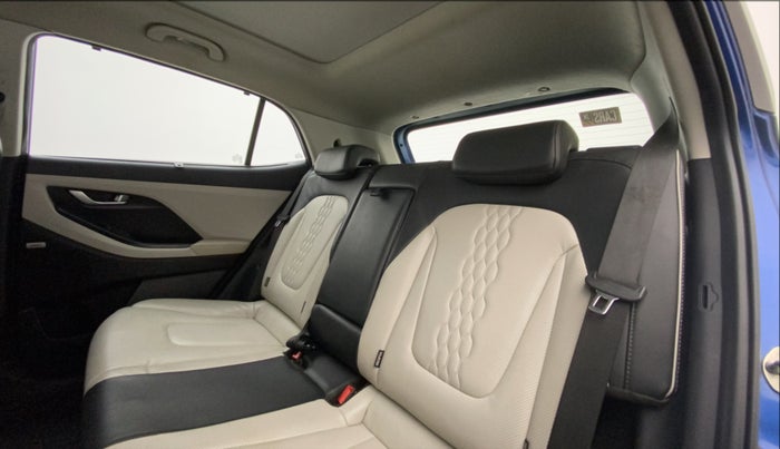 2020 Hyundai Creta SX (O) 1.5 DIESEL, Diesel, Manual, 58,739 km, Right Side Rear Door Cabin