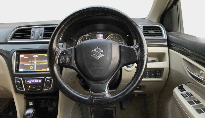2017 Maruti Ciaz ZXI+ AT, Petrol, Automatic, 82,661 km, Steering Wheel Close Up