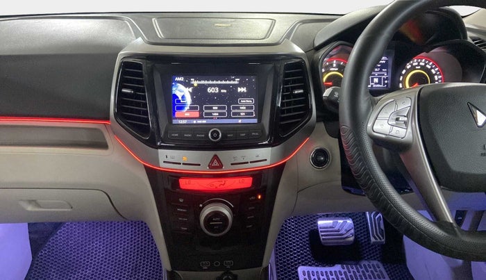 2022 Mahindra XUV300 W8 (O) 1.5 DIESEL AMT, Diesel, Automatic, 18,160 km, Air Conditioner
