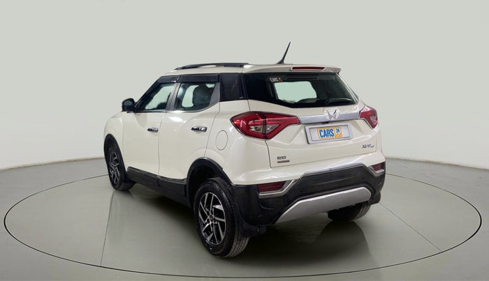 2022 Mahindra XUV300 W8 (O) 1.5 DIESEL AMT, Diesel, Automatic, 18,160 km, Left Back Diagonal