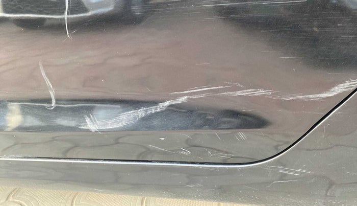 2018 Hyundai Verna 1.6 CRDI SX + AT, Diesel, Automatic, 91,648 km, Rear left door - Minor scratches