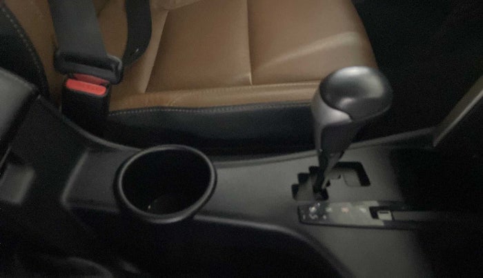 2018 Toyota Innova Crysta 2.8 ZX AT 7 STR, Diesel, Automatic, 53,474 km, Gear Lever