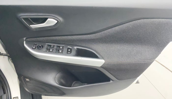 2021 Nissan MAGNITE XV PREMIUM, Petrol, Manual, 47,746 km, Driver Side Door Panels Control