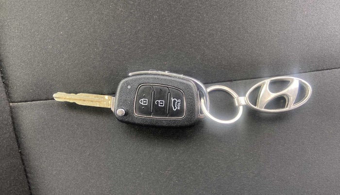 2021 Hyundai NEW I20 SPORTZ 1.2 MT, Petrol, Manual, 3,539 km, Key Close Up