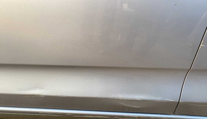 2021 Honda Amaze 1.2L I-VTEC E, Petrol, Manual, 4,927 km, Front passenger door - Minor scratches