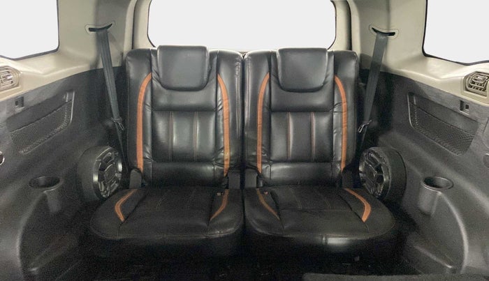 2019 Mahindra XUV500 W9, Diesel, Manual, 46,118 km, Third Seat Row ( optional )