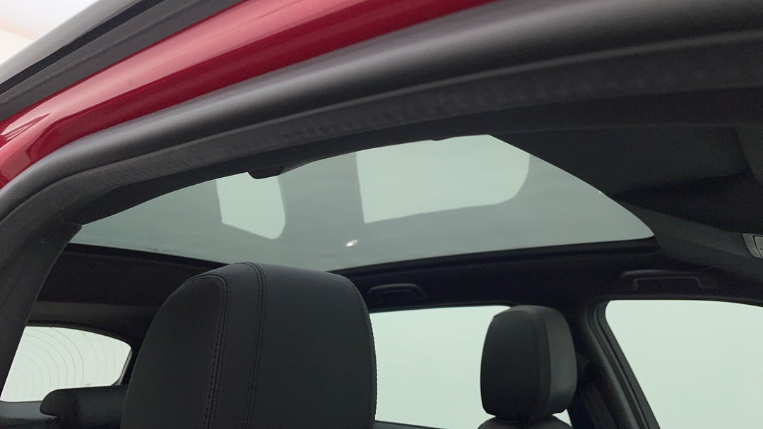 Interior Sunroof/Moonroof