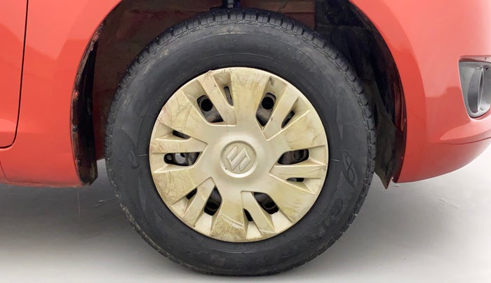 2013 Maruti Swift VXI, Petrol, Manual, 61,629 km, Right Front Wheel
