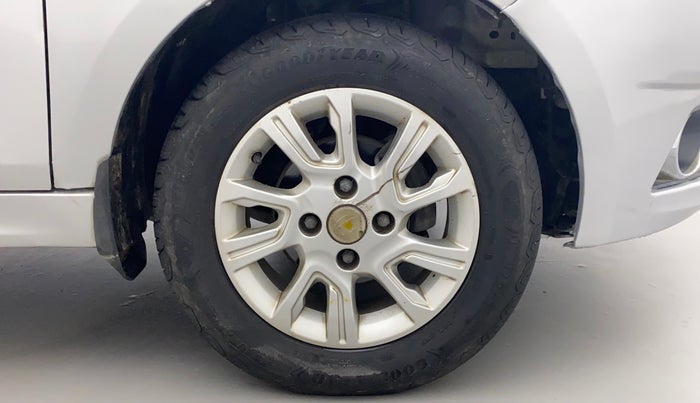 2017 Tata Tiago XZ PETROL, Petrol, Manual, 54,994 km, Right Front Wheel