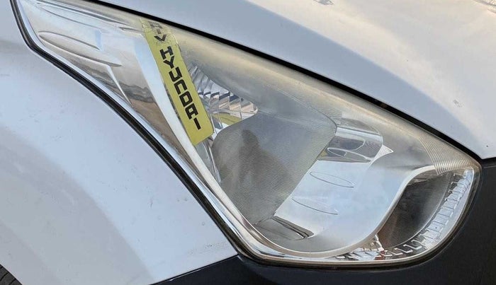 2015 Hyundai Eon D-LITE+, CNG, Manual, 40,389 km, Right headlight - Faded