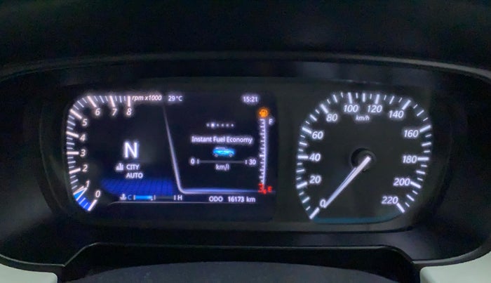 2022 Tata PUNCH CREATIVE AMT 1.2 RTN DUAL TONE, Petrol, Automatic, 16,172 km, Odometer Image