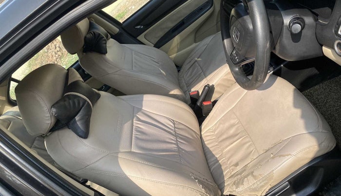 2018 Honda Amaze 1.2L I-VTEC VX, Petrol, Manual, 73,687 km, Driver seat - Cover slightly torn