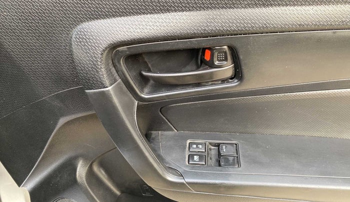 2019 Maruti Vitara Brezza LDI, Diesel, Manual, 49,501 km, Driver Side Door Panels Control