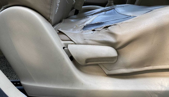 2014 Maruti Swift Dzire VDI, Diesel, Manual, 98,693 km, Driver Side Adjustment Panel