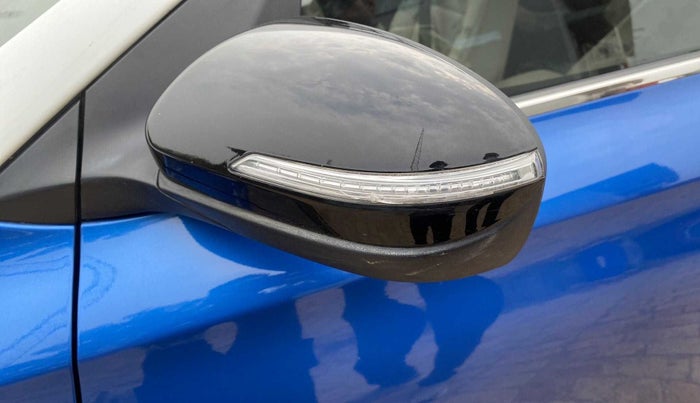 2019 Hyundai i20 Active 1.2 SX DUAL TONE, Petrol, Manual, 12,461 km, Left rear-view mirror - Indicator light has minor damage