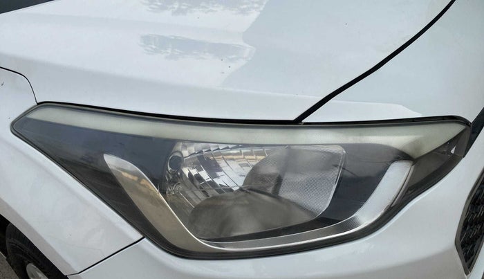 2015 Hyundai Elite i20 MAGNA 1.2, Petrol, Manual, 56,820 km, Right headlight - Faded