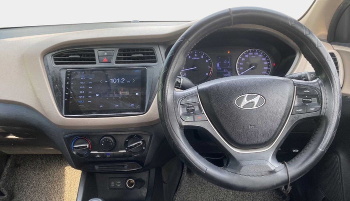 2015 Hyundai Elite i20 MAGNA 1.2, Petrol, Manual, 56,820 km, Steering Wheel Close Up