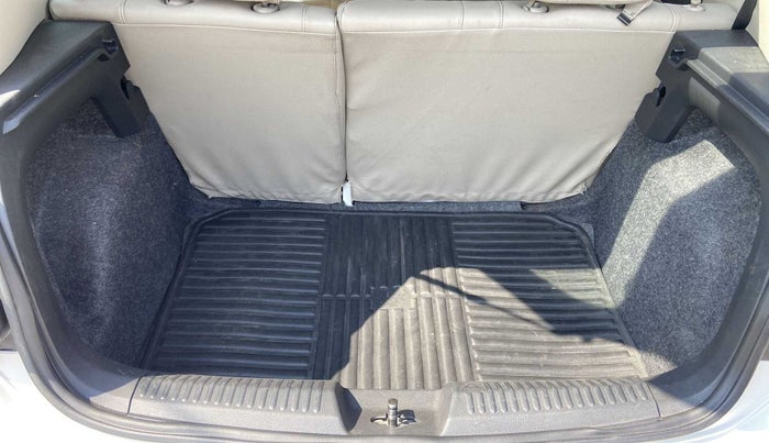 2012 Volkswagen Polo COMFORTLINE 1.2L PETROL, Petrol, Manual, 84,559 km, Boot Inside