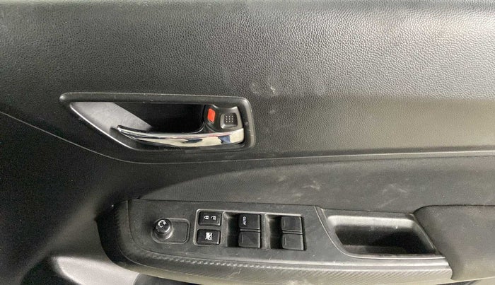 2018 Maruti Swift VXI, Petrol, Manual, 22,861 km, Driver Side Door Panels Control
